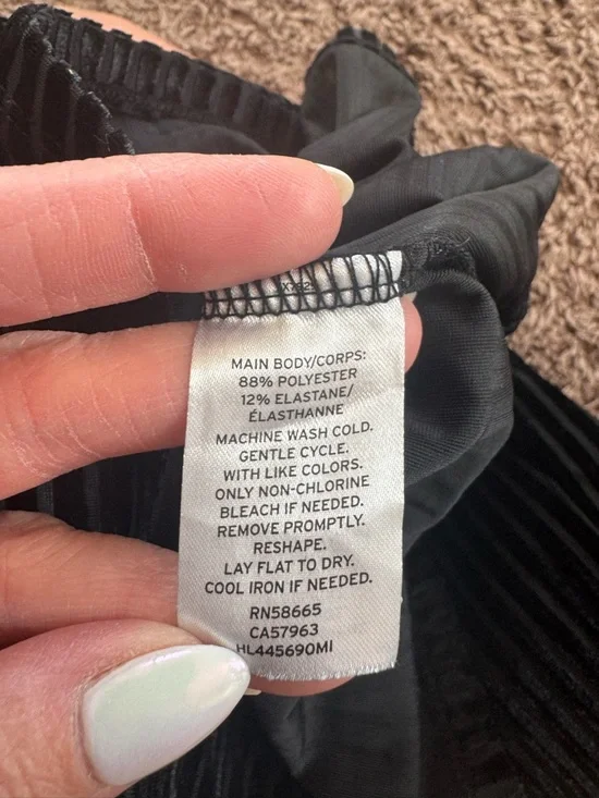 Chelsea 28 Black Velvet Mockneck Top Long Sleeve Size XXS - Picture 6 of 8